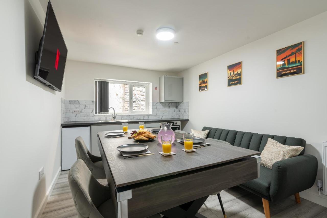 Exquisite Cardiff Apartments- With Garden Lounge & Games Room Dış mekan fotoğraf