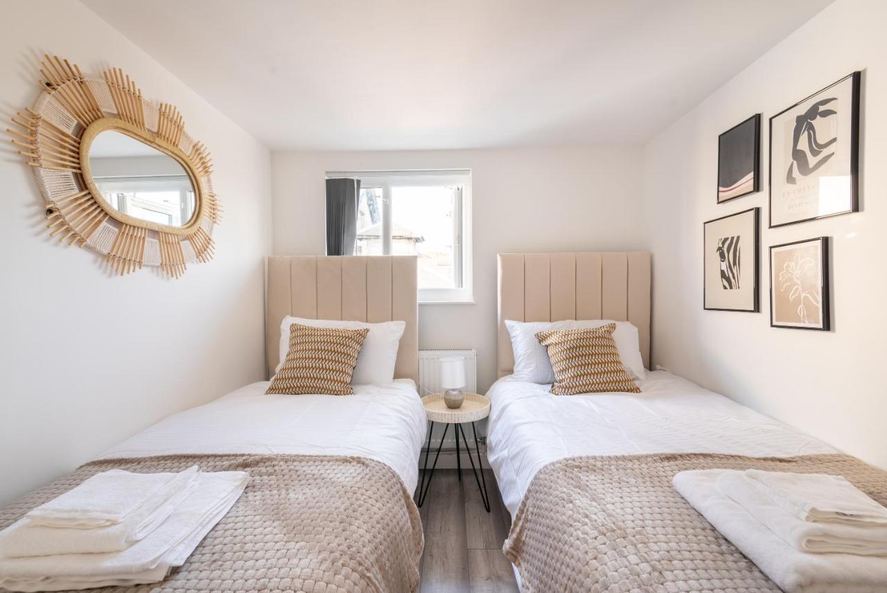 Exquisite Cardiff Apartments- With Garden Lounge & Games Room Dış mekan fotoğraf
