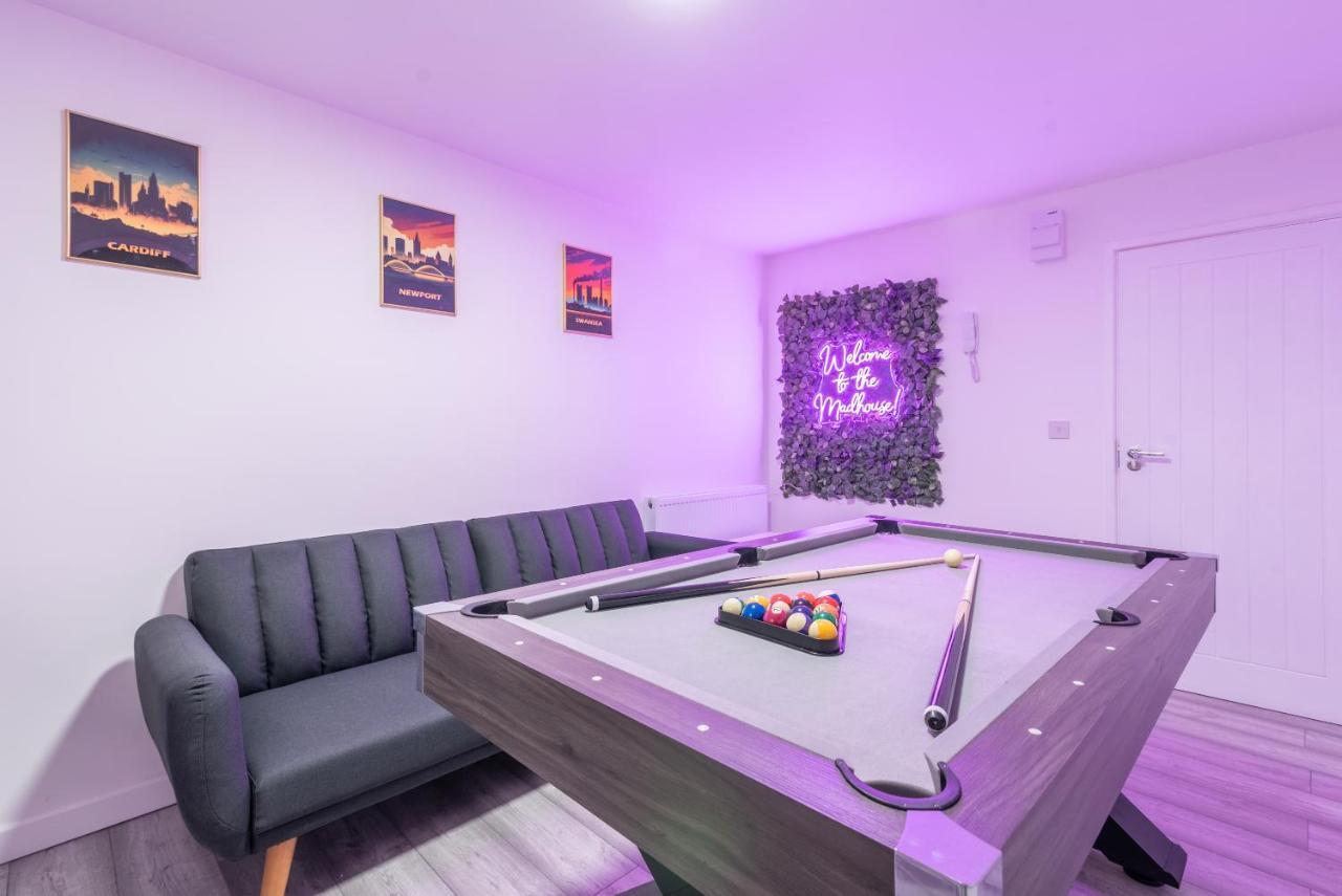 Exquisite Cardiff Apartments- With Garden Lounge & Games Room Dış mekan fotoğraf